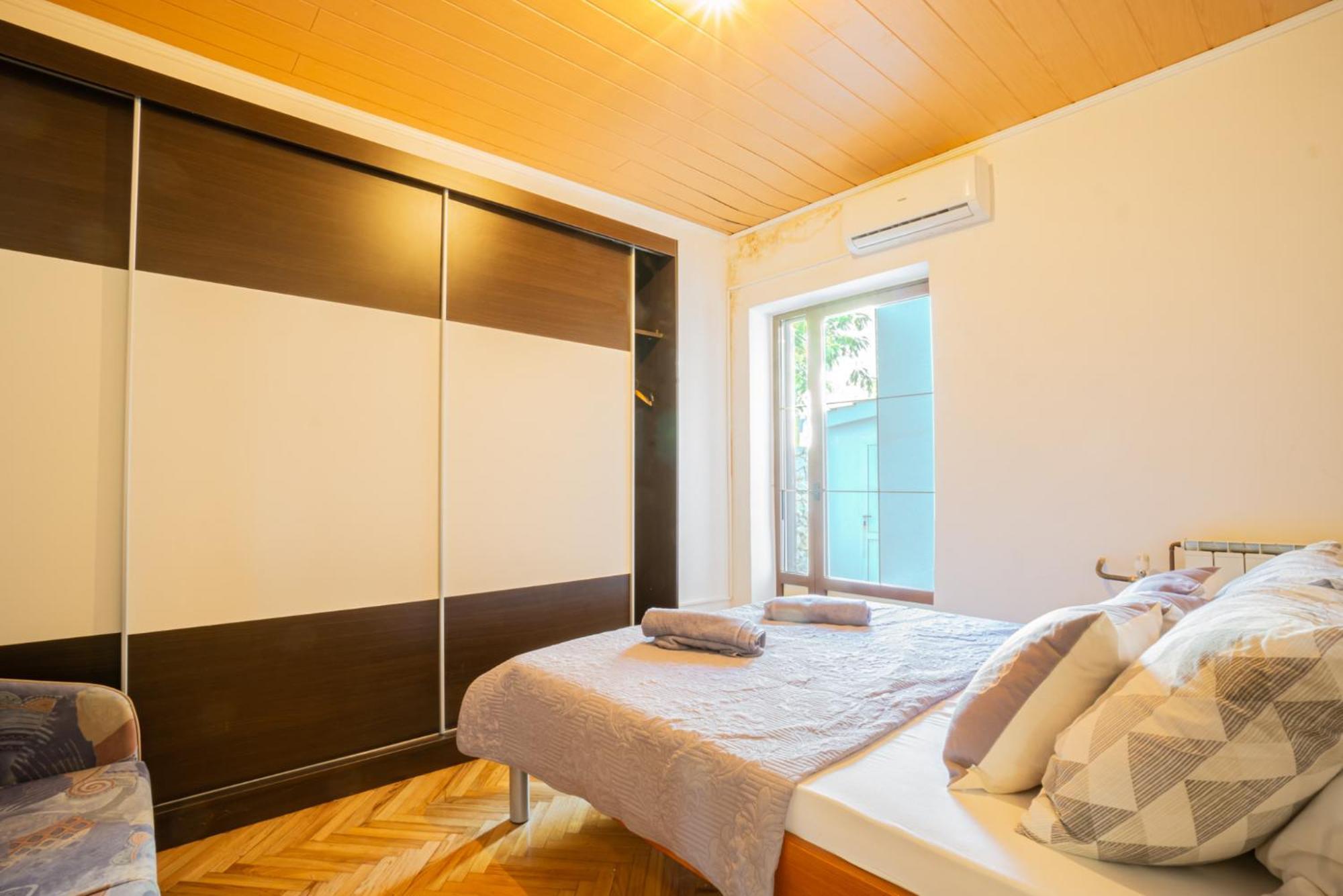 Galinec With Mountain And Seaview Apartment Метайна Стая снимка